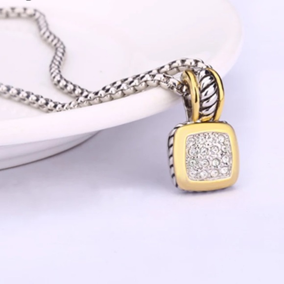 🌟 Silver Gold Necklace - Picture 2 of 6